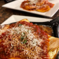 Pompeii's Pizza And Italian Eatery food