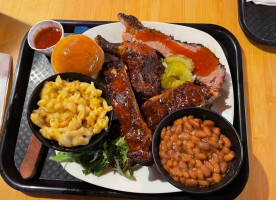 Betty Jean's Bbq food