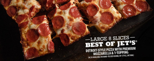 Jet's Pizza food