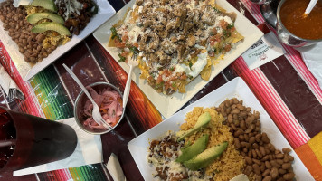 Azteca Deli food