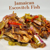 Mama Mill's Jamaican Kitchen food