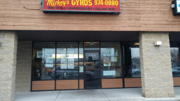 Mickey's Gyros menu