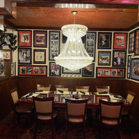 Delmonico's Italian SteakHouse - Syracuse inside