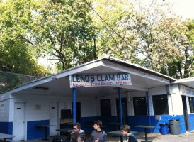 Leno's Clam food