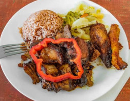 Chelly's Jamaican food