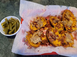Praters BBQ food