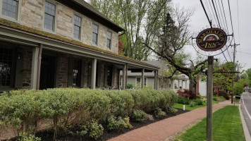 Marshalton Inn inside