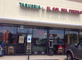 Taqueria El Sol Del Pueblo outside