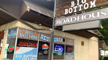 Big Bottom Roadhouse outside