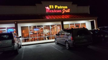 El Patron Mexican Grill outside