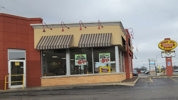 Windy City Subs outside