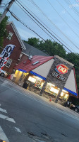 Dairy Queen Grill Chill outside