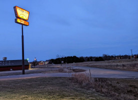 Village Inn food