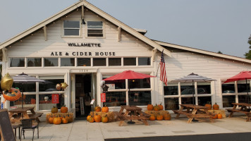 Ale Cider House food