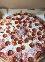 Bisonte Pizza Co. food