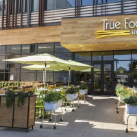 True Food Kitchen - Palo Alto outside