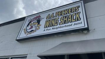 D.d. Peckers Wing Shack food