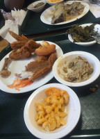 Priscilla's Ultimate Soulfood Cafeteria food