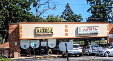 Taqueria Azteca food