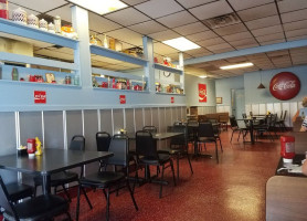 Schooni's Italian American food