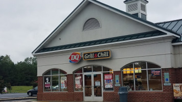 Dairy Queen outside