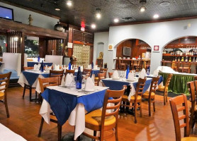 Aroma Indian West Palm Beach food