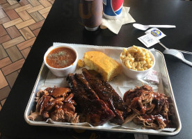 Fatbacks Bbq food