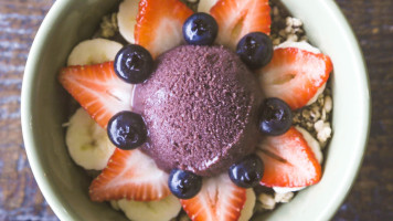 Ubatuba Acai Thousand Oaks food