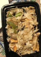 Nan's Thai Noodle food