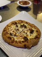 Ultimate California Pizza food