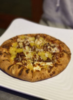 Ultimate California Pizza food