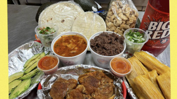 Rosita’s Barbacoa food