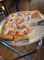 Surfside Beach Pizza food