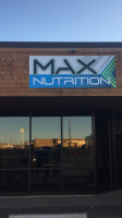 Max Nutrition outside