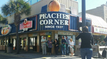 Peaches Corner food