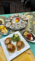 Broadway Oyster food