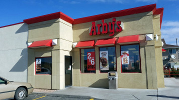 Arby's outside