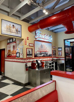 Freddy's Frozen Custard Steakburgers food