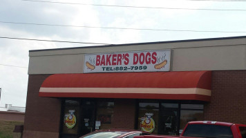 Baker's Dogs food