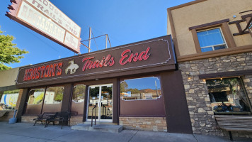 Houston's Trail's End menu