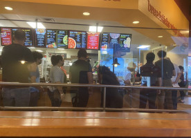 Peter Piper Pizza food