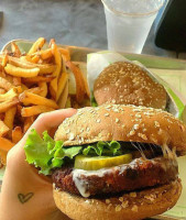 Burgerfi food