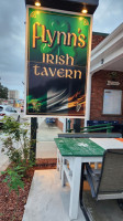 Flynn's Irish Tavern outside