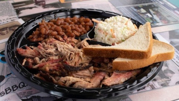 Bucky's -b-q At Sctac food