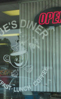 Sue's Diner inside