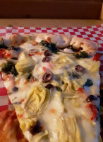 Gallicano's Pizzeria food