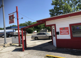 Taco Lady outside