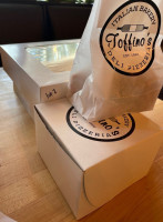 Toffino's Italian Bakery Deli Pizzeria food