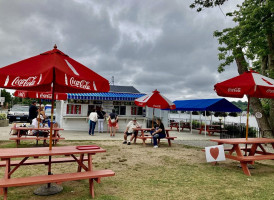 Twisters Ice Cream outside