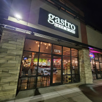 Gastro Grub Pub outside